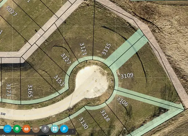 3109 Golden Gate Ct Sw, Cedar Rapids, IA 52404