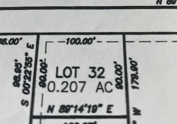 Corner Lot 9th And J ( Lot 32), Vinton, IA 52349