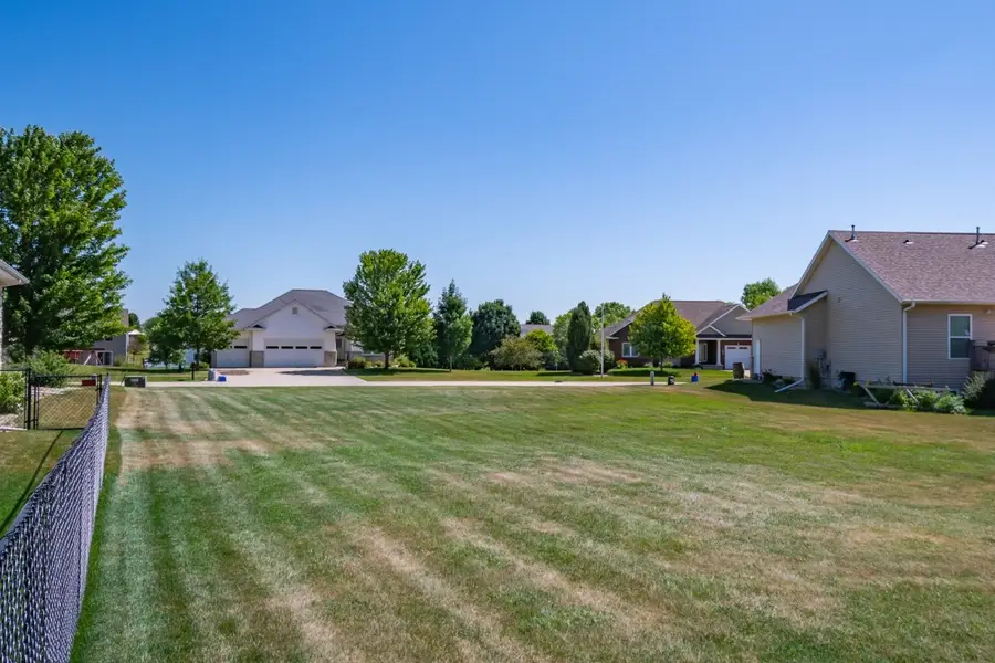 2130 Rosewood Ridge Drive, Marion, IA 52302 - Image #2