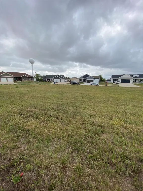 370 Linden St, Alburnett, IA 52202 - Image #2