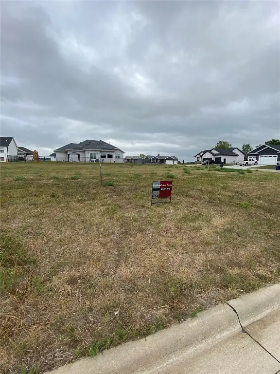 370 Linden St, Alburnett, IA 52202 - Image #3