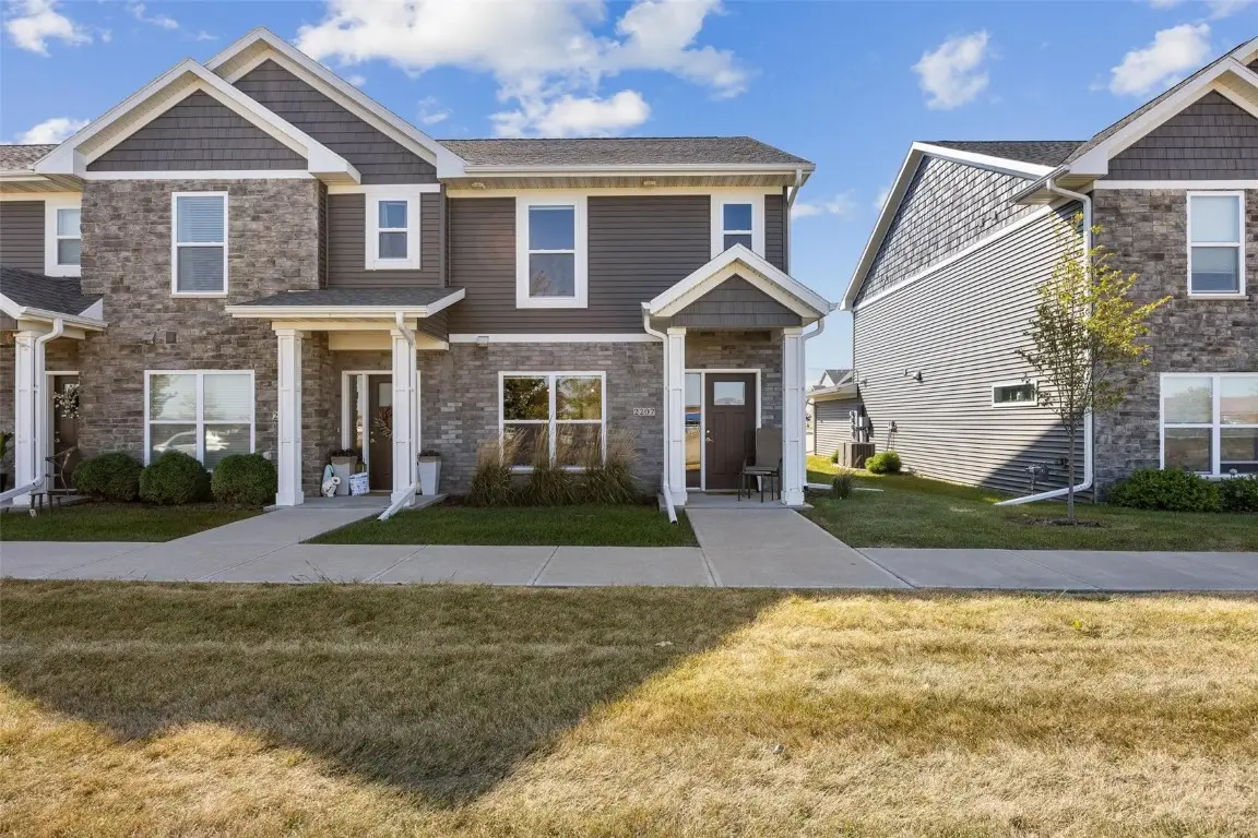 2207 Saint Andrews Drive, North Liberty, IA 52317 - Image #1