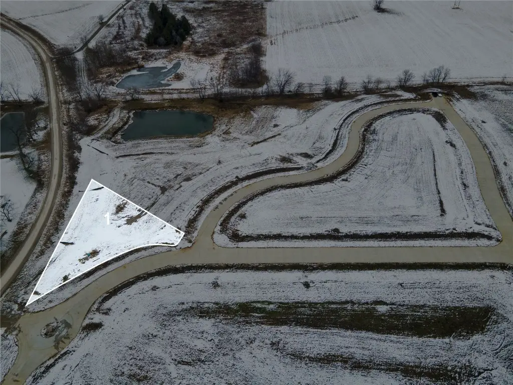 Spartan Hollow Lot #1, Solon, IA 52333 - Image #1