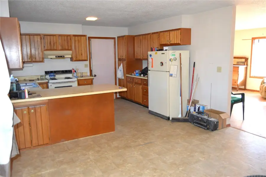 1902 62nd St Drive, Garrison, IA 52229 - Image #2