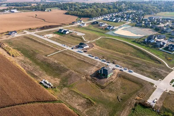 835 17th Avenue Sw, Mt Vernon, IA 52314