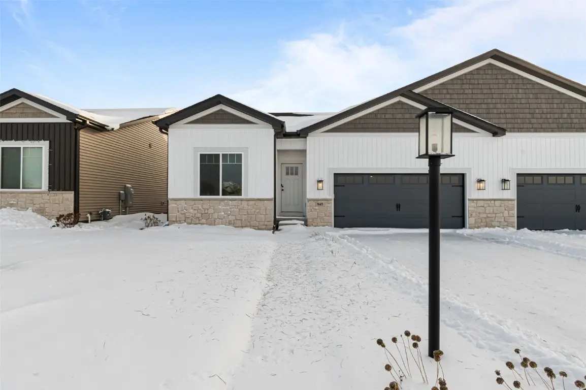 945 Eisenhower Boulevard, North Liberty, IA 52317 - Image #1