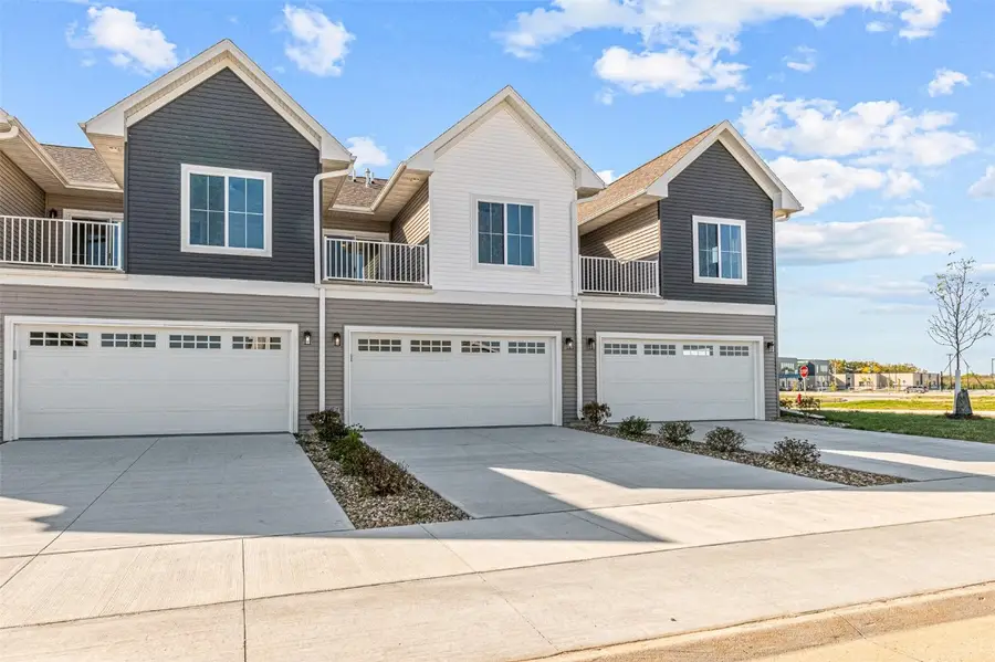 2898 Eastridge Terrace #B, Coralville, IA 52241 - Image #2