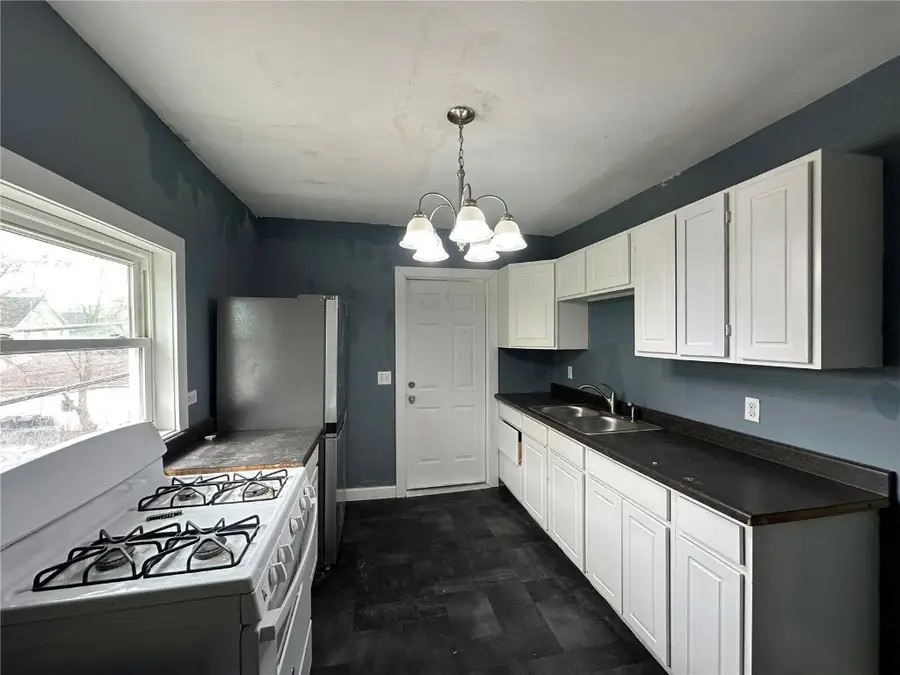 369 15th Street Se, Cedar Rapids, IA 52403 - Image #2