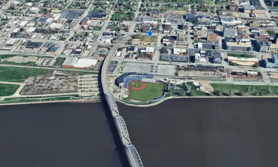 606 W 2nd Street, Davenport, IA 52801 - Image #3