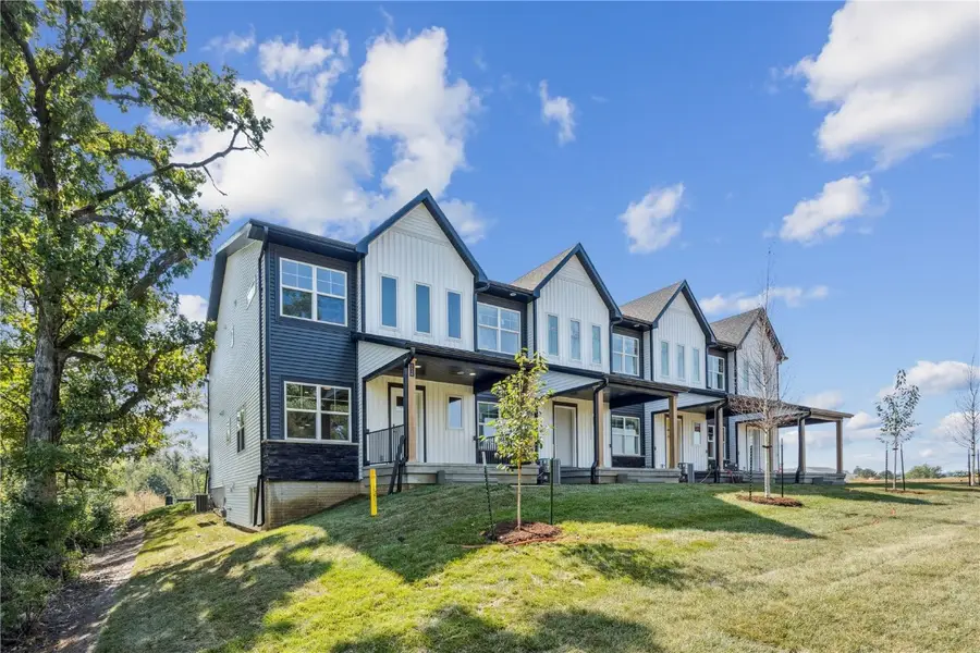 6932 Hackberry Loop, Cedar Rapids, IA 52403 - Image #2