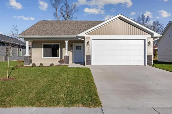 2068 Whispering Meadow Drive, Iowa City, IA 52240