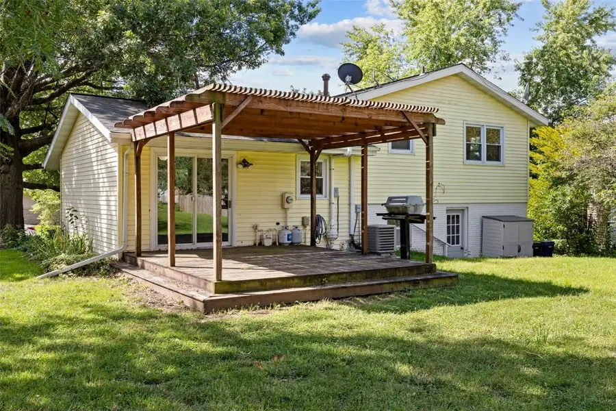 108 Parkview Court, Tipton, IA 52772 - Image #2