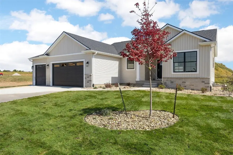 1089 Archer Drive, Marion, IA 52302 - Image #2