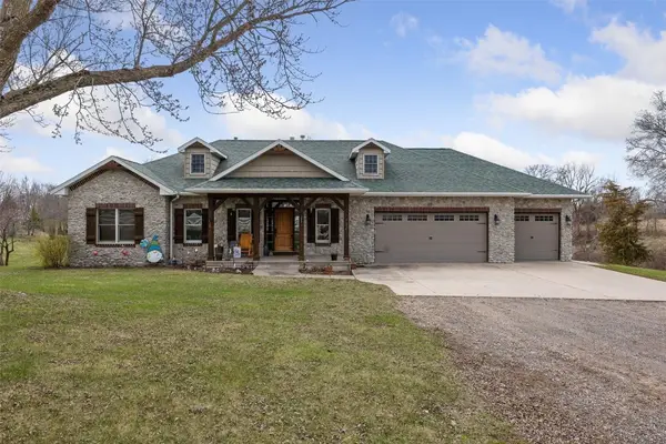 1321 NE Hickory Hollow Road, Solon, IA 52333