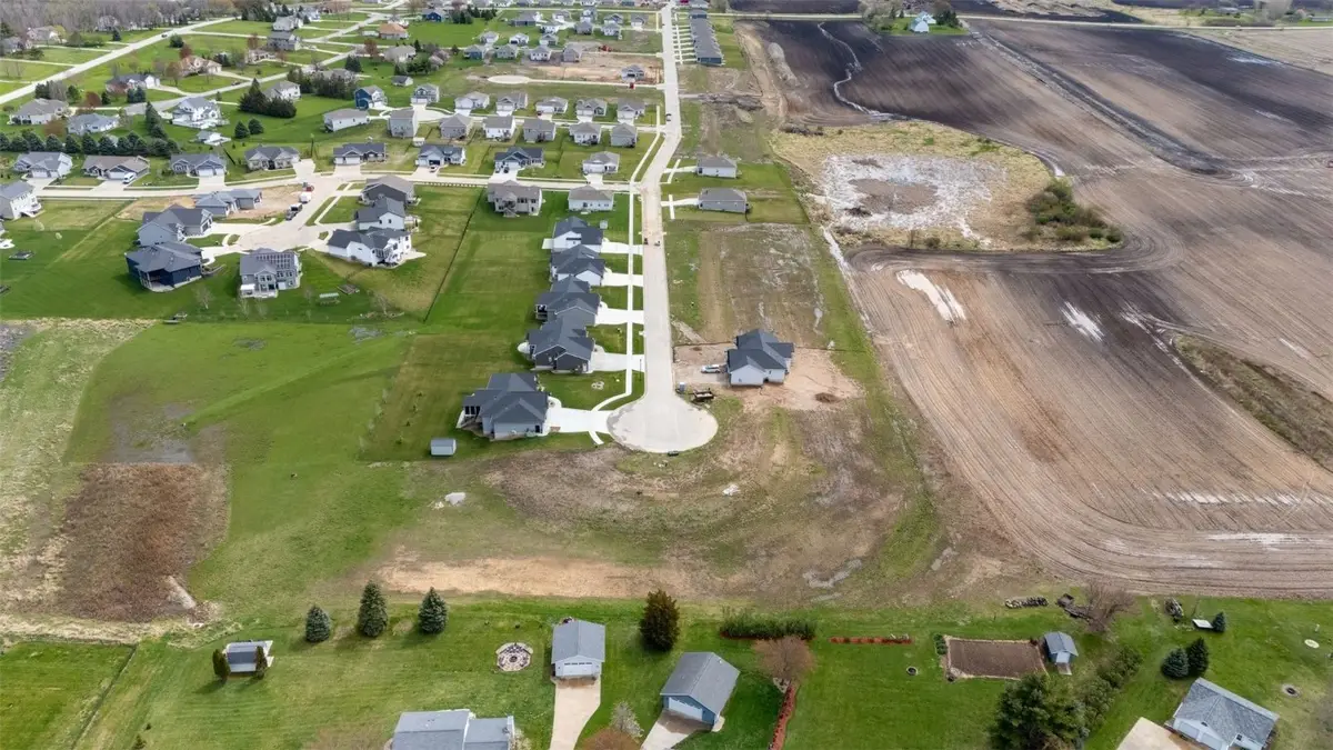 3012 Prairielight Court, Hiawatha, IA 52233 - Image #1