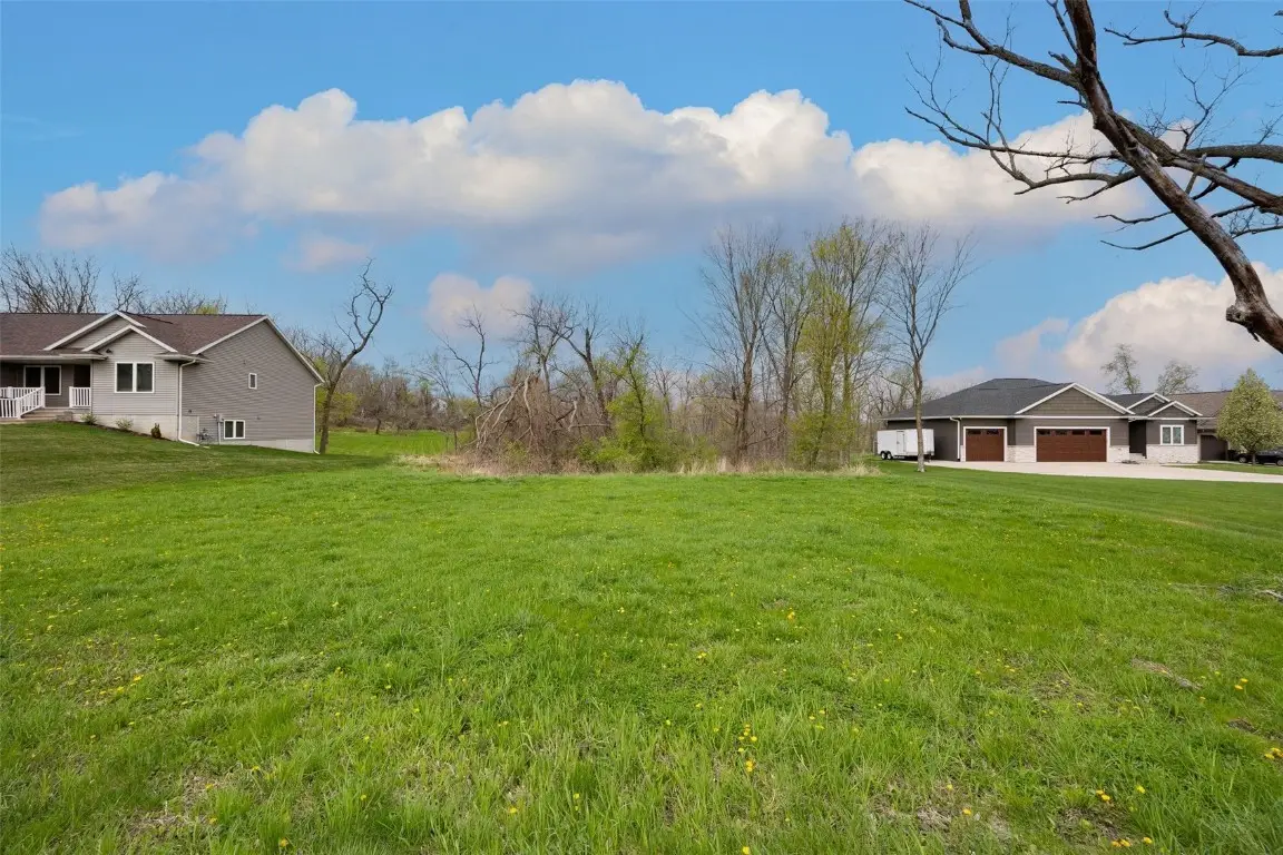 2048 20th Street Nw, Cedar Rapids, IA 52405 - Image #1