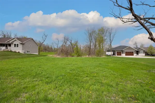 2048 20th Street Nw, Cedar Rapids, IA 52405