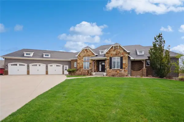 2492 55th Street, Vinton, IA 52349