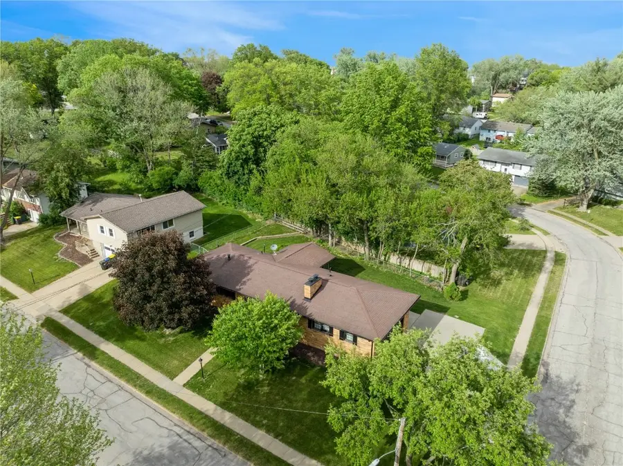 922 Wylde Green Road, Iowa City, IA 52246 - Image #3