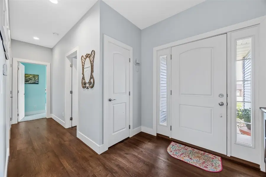 1062 Oak View Court, Tipton, IA 52772 - Image #3