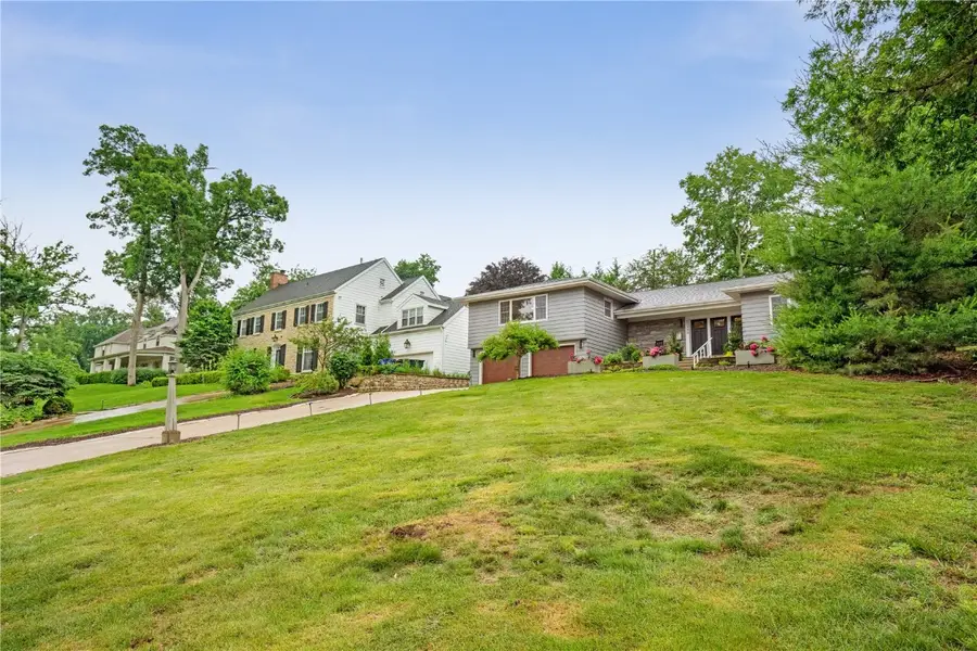 2260 Country Club Parkway Se, Cedar Rapids, IA 52403 - Image #2