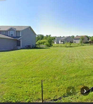 2147 Sugar Creek Drive Nw, Cedar Rapids, IA 52405