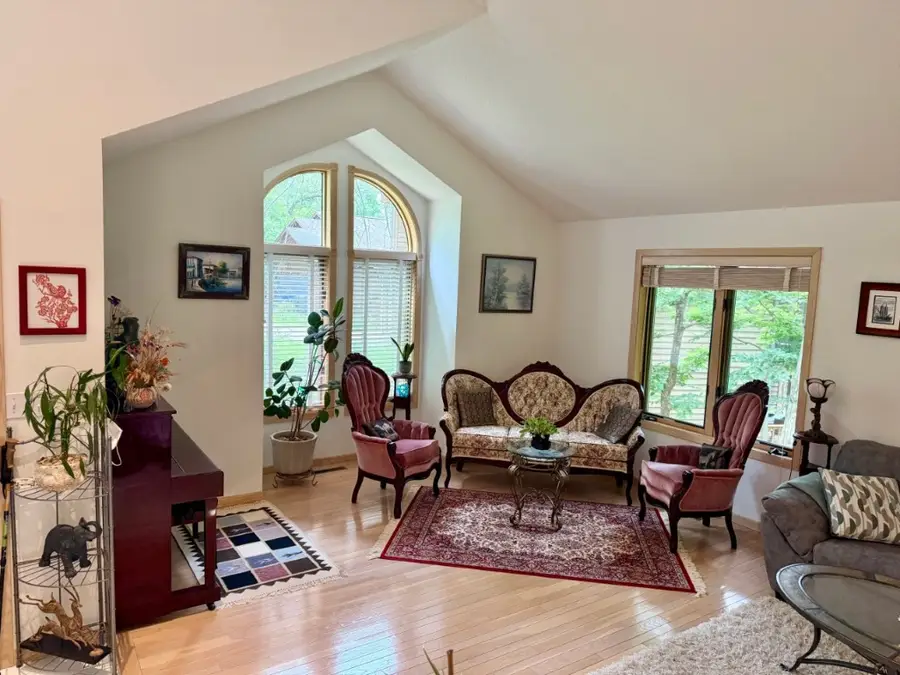 24 Samuel Drive, Iowa City, IA 52245 - Image #3