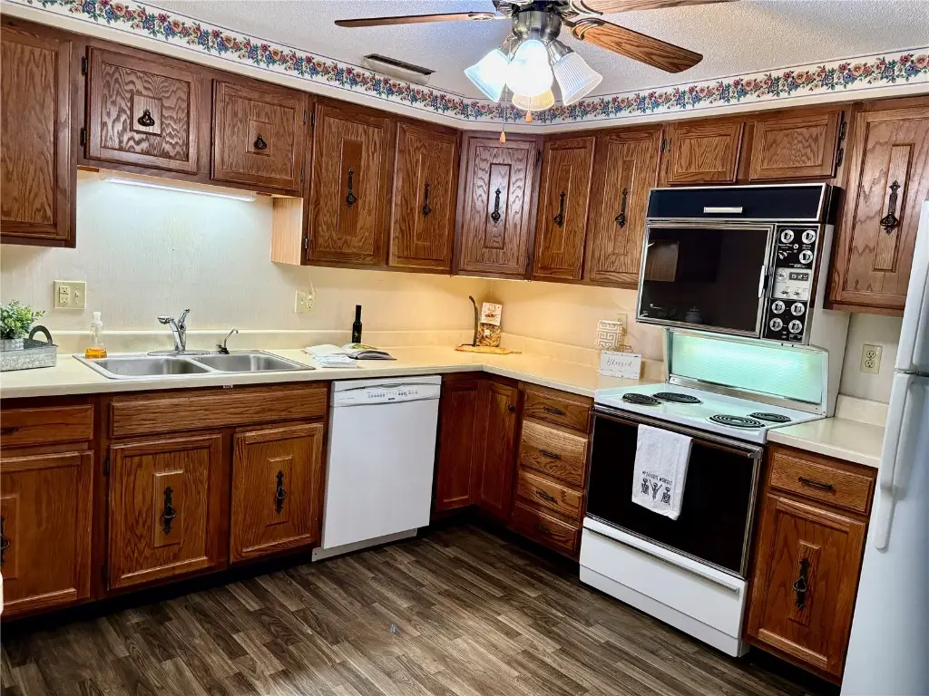 190 Cottage Grove Avenue Se #108, Cedar Rapids, IA 52403 - Image #1