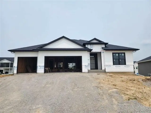 620 Rock Ridge Road, Tiffin, IA 52340 - #2