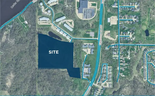 S Of River Bluffs Drive Nw, Cedar Rapids, IA 52405