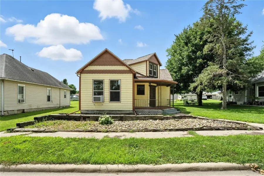 205 Hall Avenue, Lowden, IA 52255 - Image #2