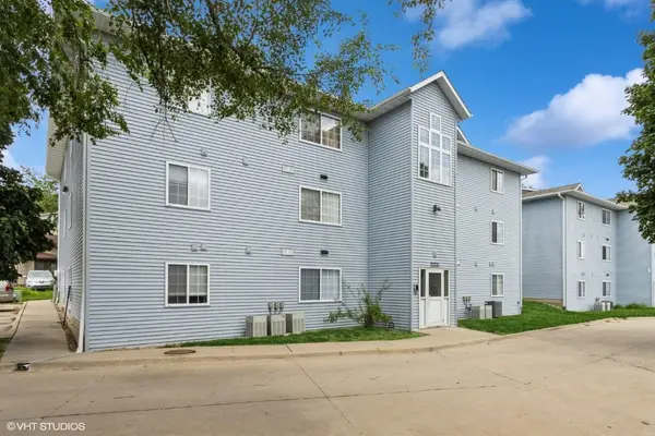 930A Boston Way #11, Coralville, IA 52241