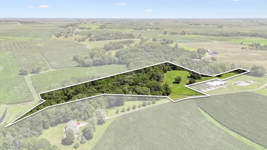 297 240th Place, Pella, IA 50219 - Image #2