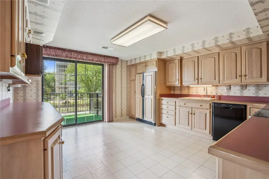 100 Thompson Drive Se #212, Cedar Rapids, IA 52403 - Image #2