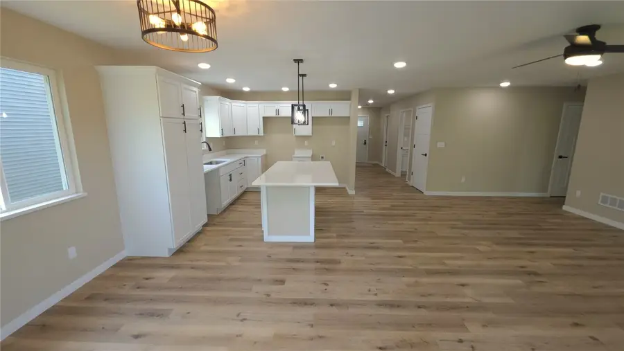 1409 13th Avenue, Belle Plaine, IA 52208 - Image #3