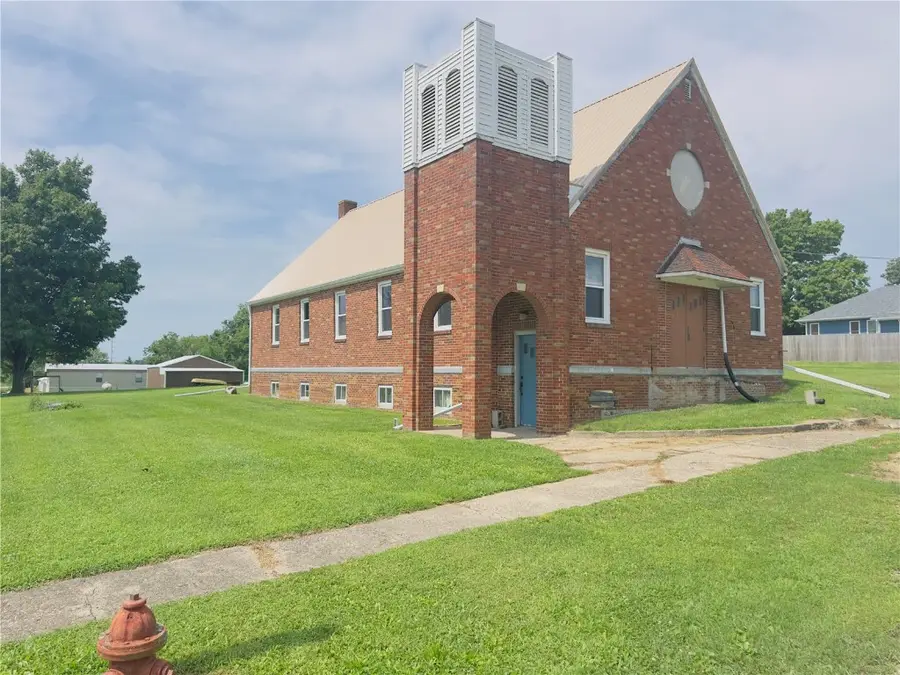 201 N Maple Street, Wyoming, IA 52362 - Image #3