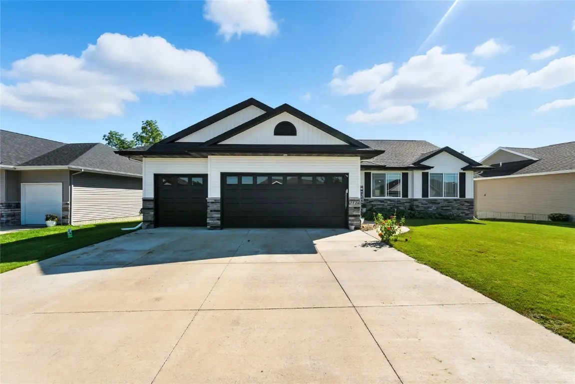 2126 Snapdragon Circle, Cedar Rapids, IA 52404 - Image #1