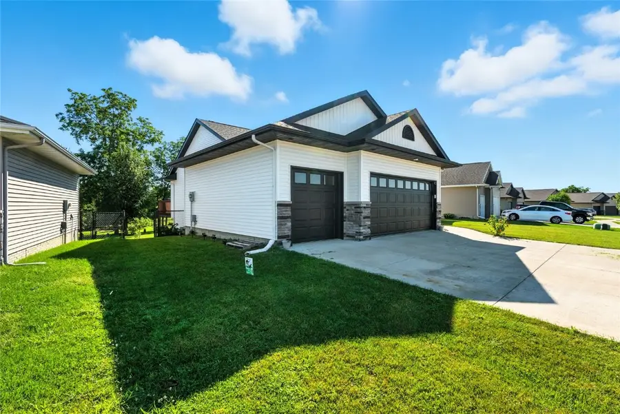 2126 Snapdragon Circle, Cedar Rapids, IA 52404 - Image #3