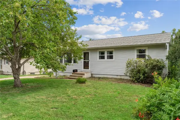 1721 34th Street Ne, Cedar Rapids, IA 52402