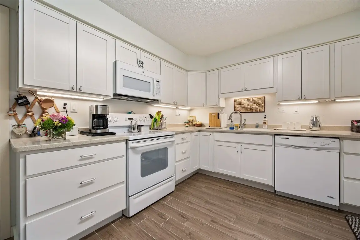 2131 1st Avenue Se #310, Cedar Rapids, IA 52402 - Image #1