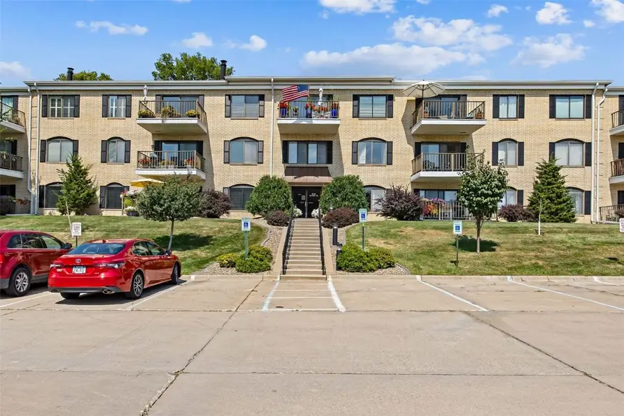2131 1st Avenue Se #310, Cedar Rapids, IA 52402 - Image #3