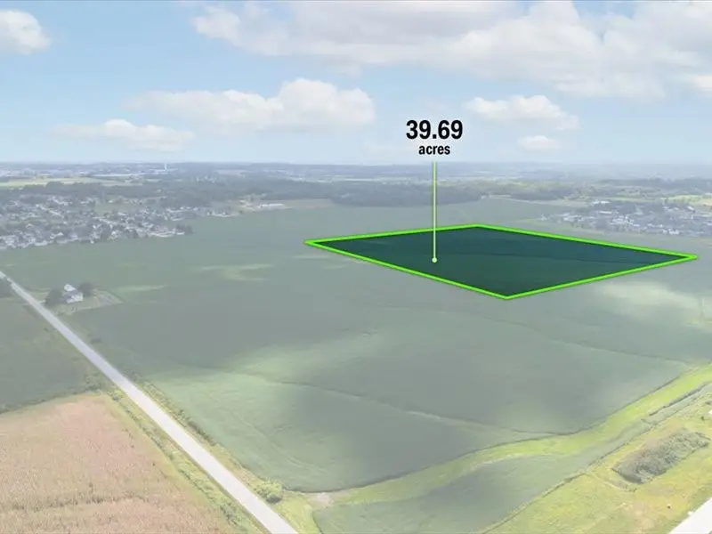 39.69 Acres M/l N Center Point Rd, Robins, IA 52328 - Image #2