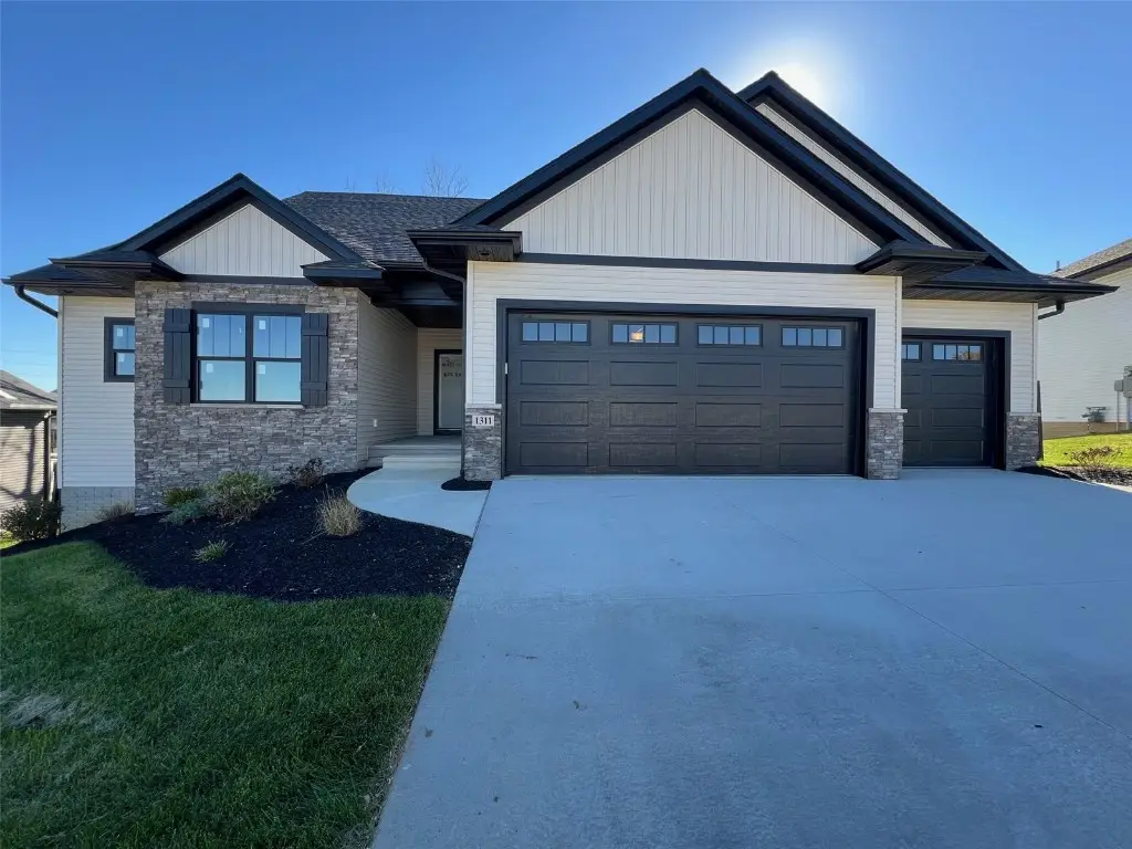1311 E Gable Way, Clear Creek, IA 52317 - Image #1