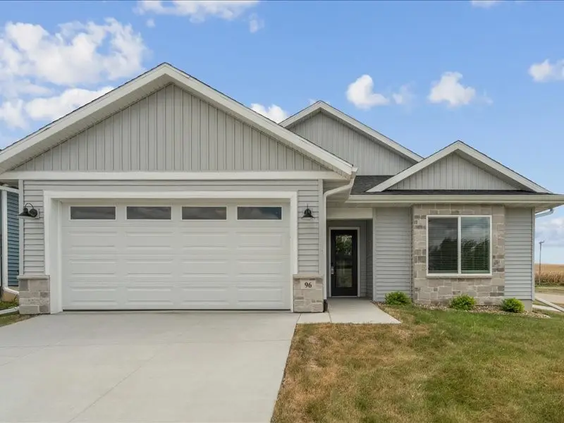 96 Huntington Drive, Iowa City, IA 52245 - Image #1