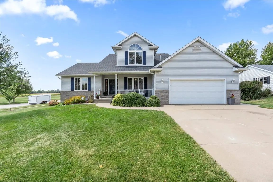 110 Skyview Avenue, Fairfax, IA 52228 - Image #1