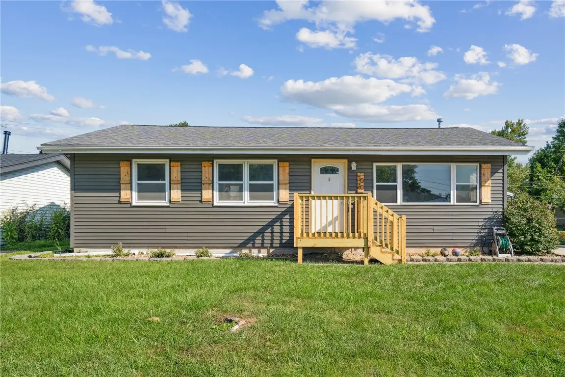 3030 18th Ave, Marion, IA 52302 - Image #1