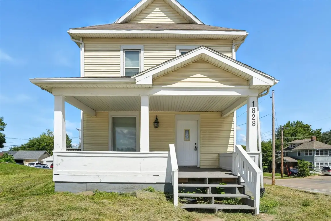 1828 Mt. Vernon Road Se, Cedar Rapids, IA 52403 - Image #1