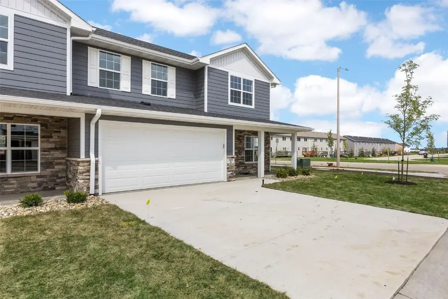 160 Bethany Loop Sw #B, Cedar Rapids, IA 52404 - Image #2