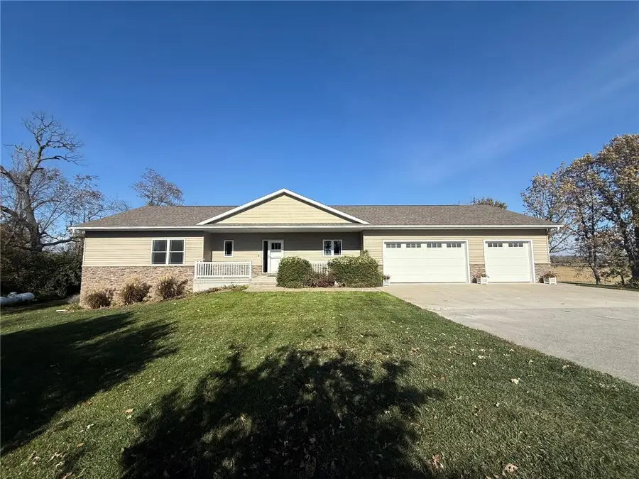 3873 Greens Grove Road, Center Point, IA 52213 - Image #2