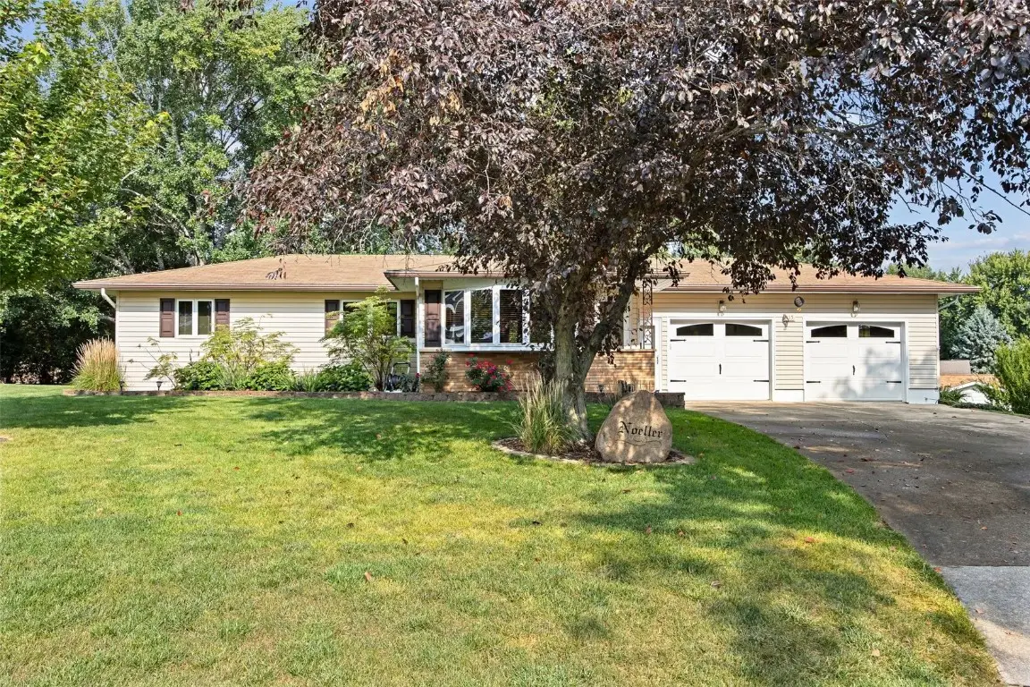 115 Primrose Lane, La Porte City, IA 50651 - Image #1